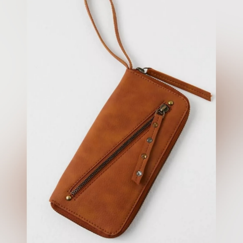 NWOT Free People distressed vegan leather wristlet wallet